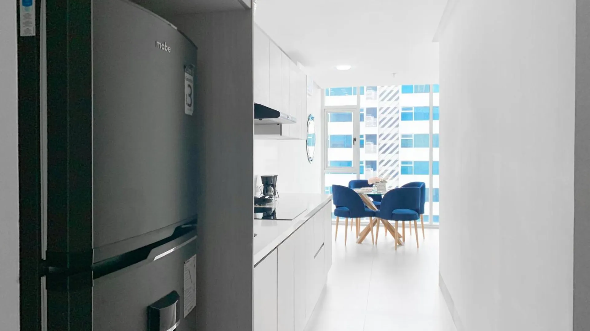 Suites Empresariales Cerca De Omni Hospital, Solaris , Mall Del Sol, Guayaquil