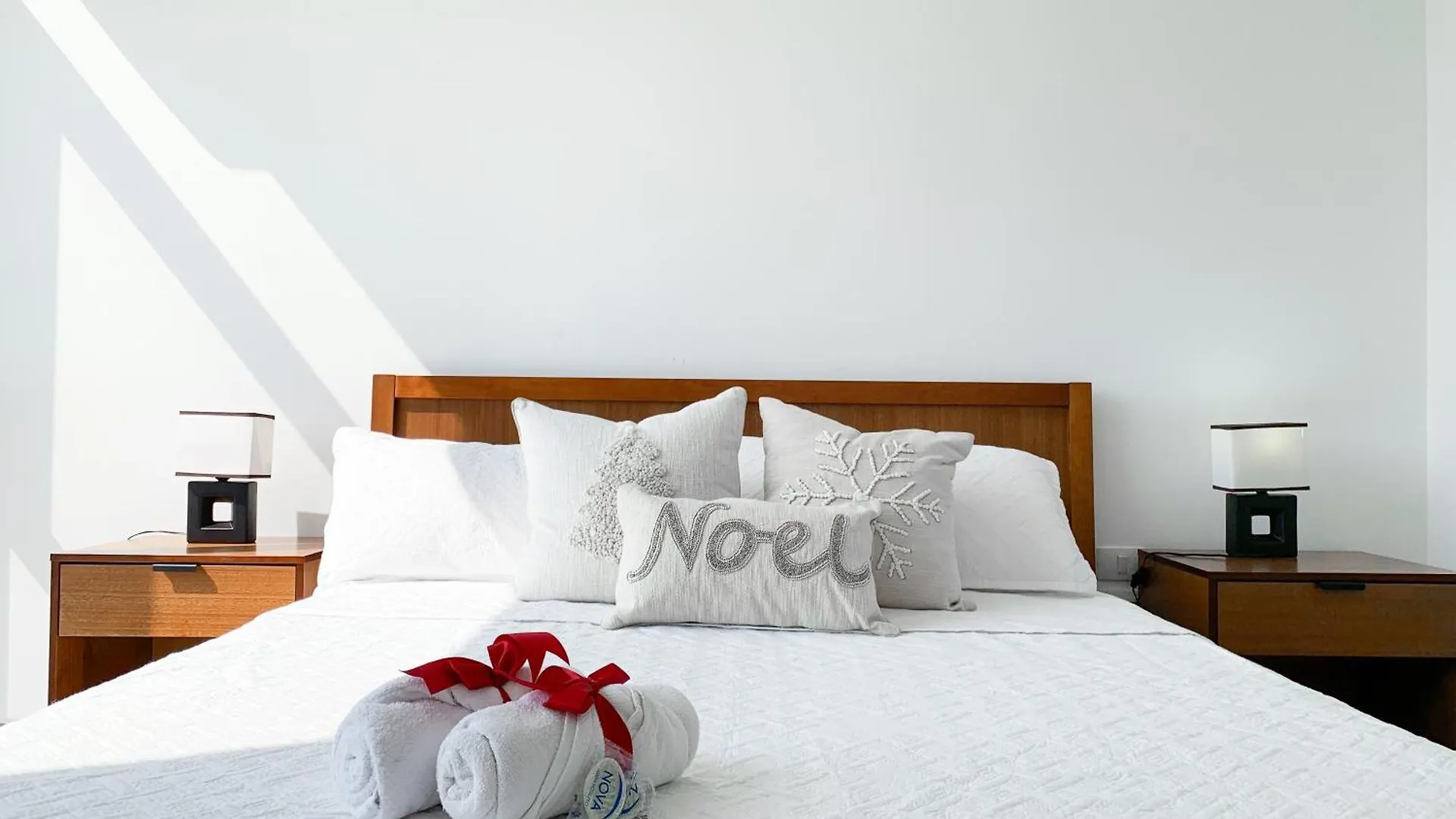 Suites Empresariales Cerca De Omni Hospital, Solaris , Mall Del Sol, Guayaquil Ekvádor