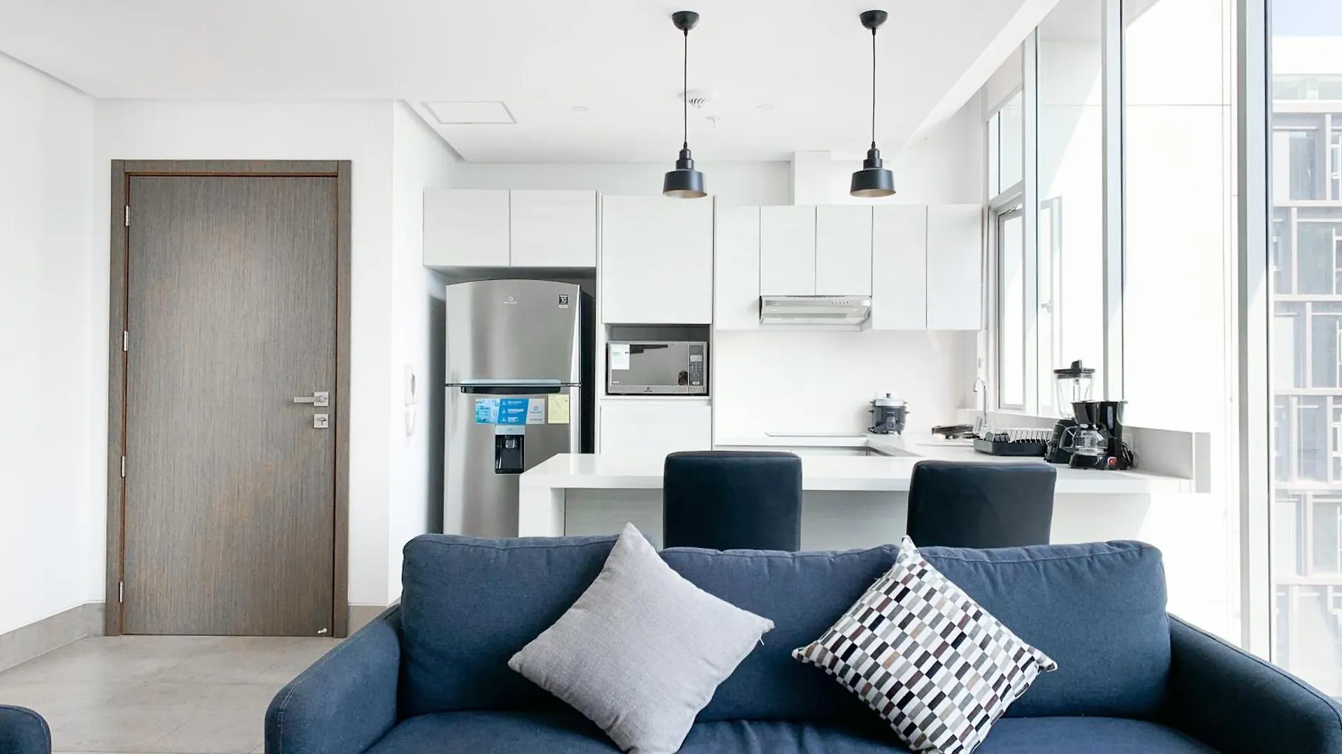Suites Empresariales Cerca De Omni Hospital, Solaris , Mall Del Sol, Guayaquil Apartmán