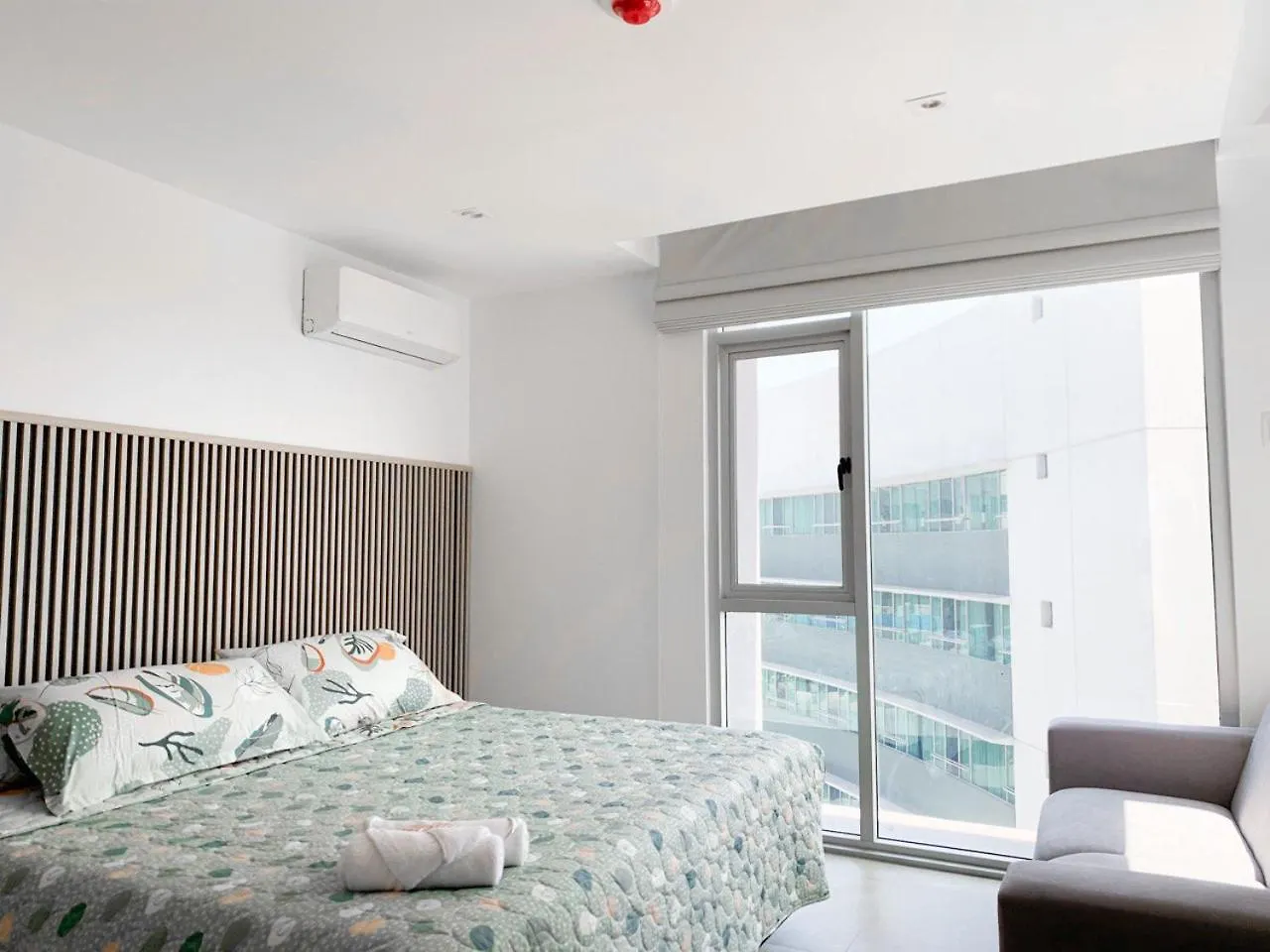 Suites Empresariales Cerca De Omni Hospital, Solaris , Mall Del Sol, Guayaquil Ekvádor