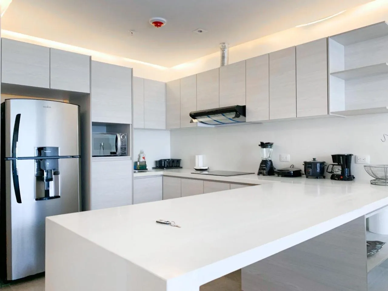 Suites Empresariales Cerca De Omni Hospital, Solaris , Mall Del Sol, Guayaquil